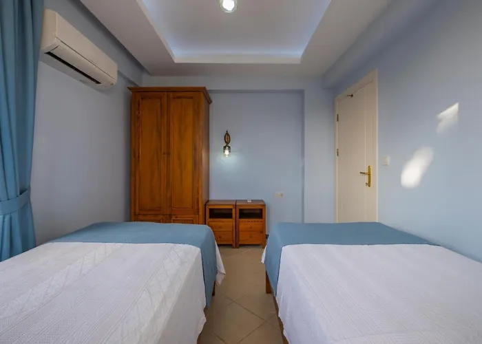 إنفينيتي تشيفان * فتحية