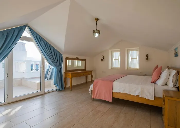 إنفينيتي تشيفان * فتحية