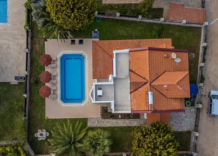 إنفينيتي تشيفان * فتحية